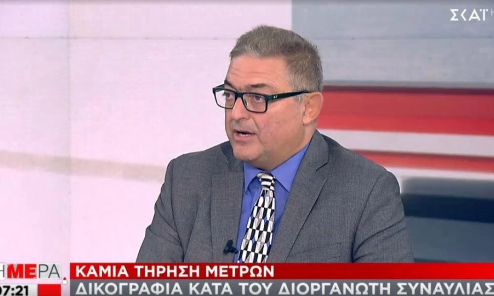 Βασιλακόπουλος: Η παρέλαση πρέπει να γίνει μόνο με εμβολιασμένους